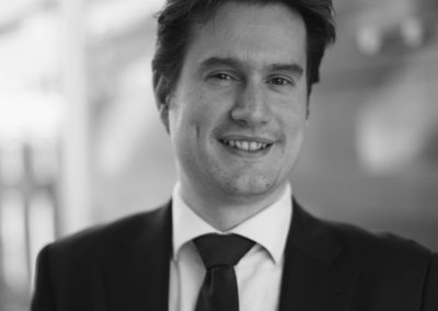 Oscar López